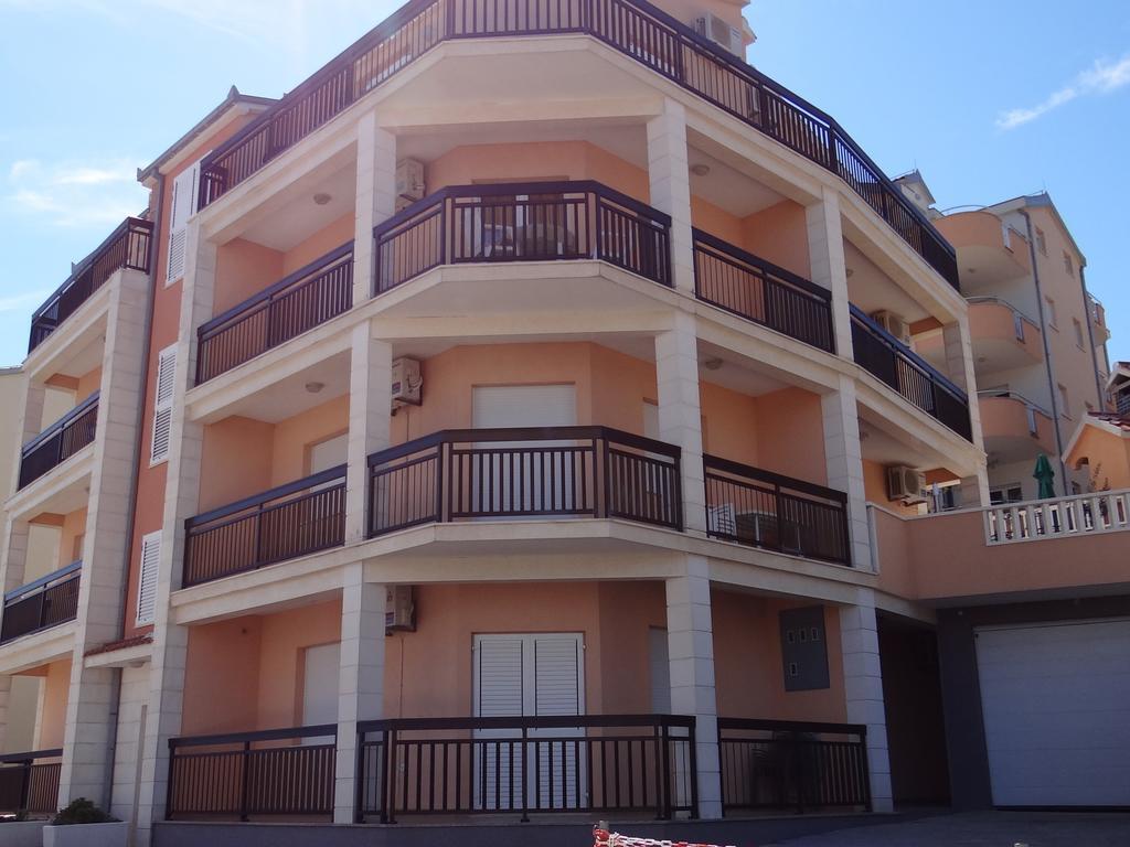 Lola Lägenhet Trogir
