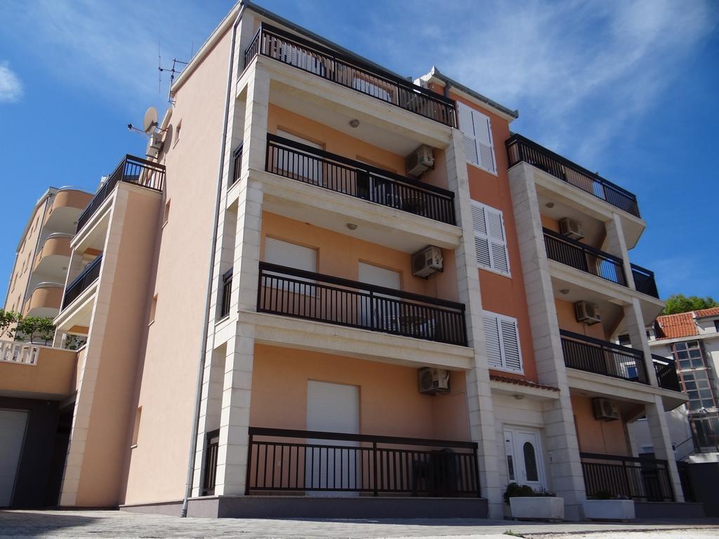 Lola Lägenhet Trogir