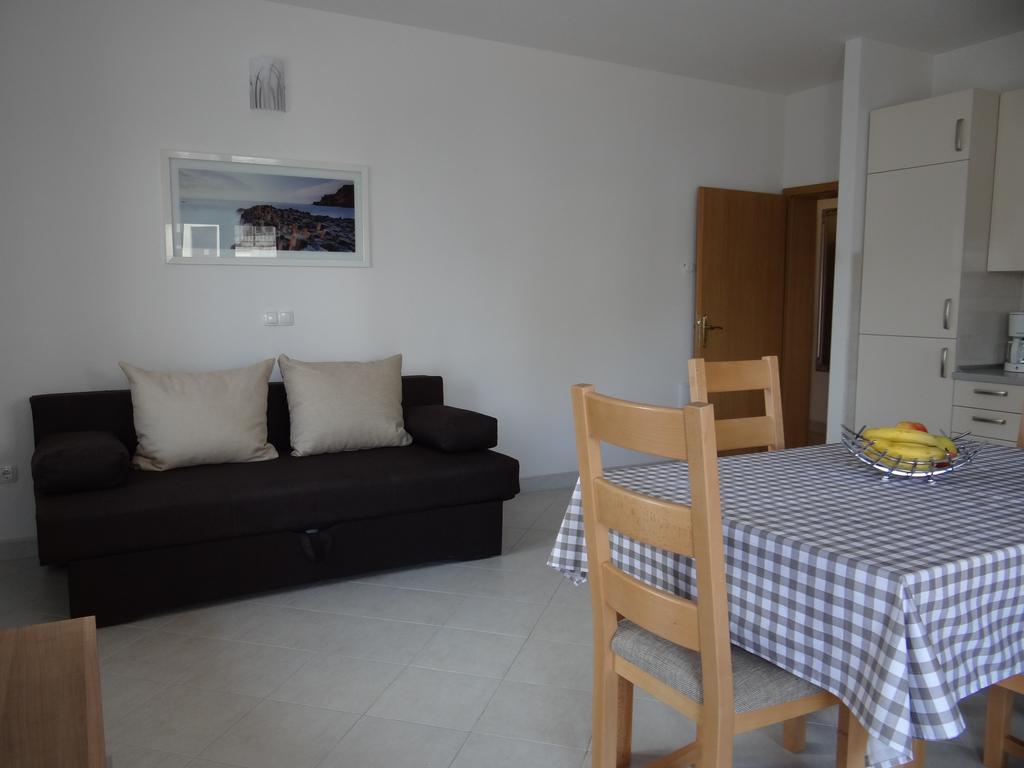 Lola Lägenhet Trogir