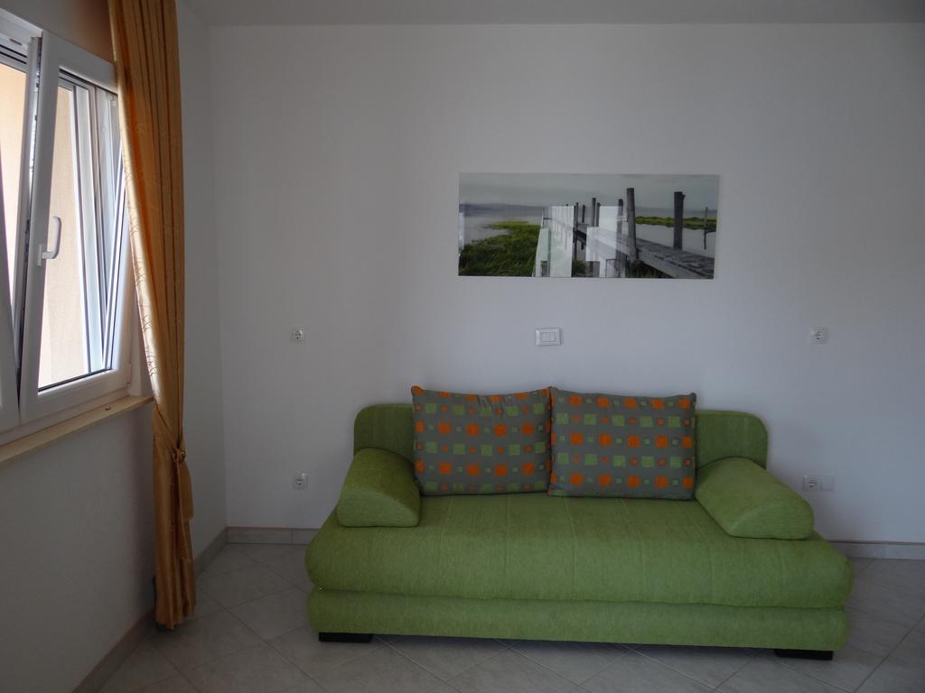 Lola * Trogir