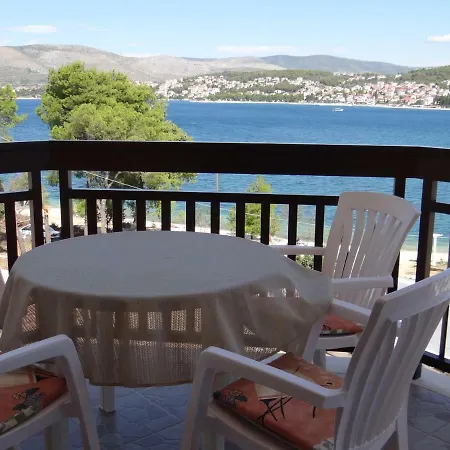 Vila Lola Apartmani Trogir Exterior photo