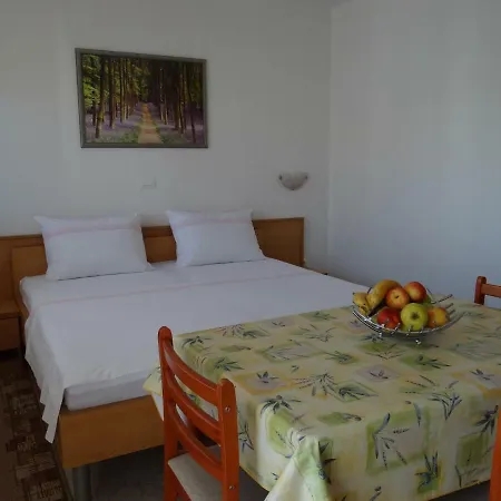 Vila Lola Apartmani Trogir Exterior photo