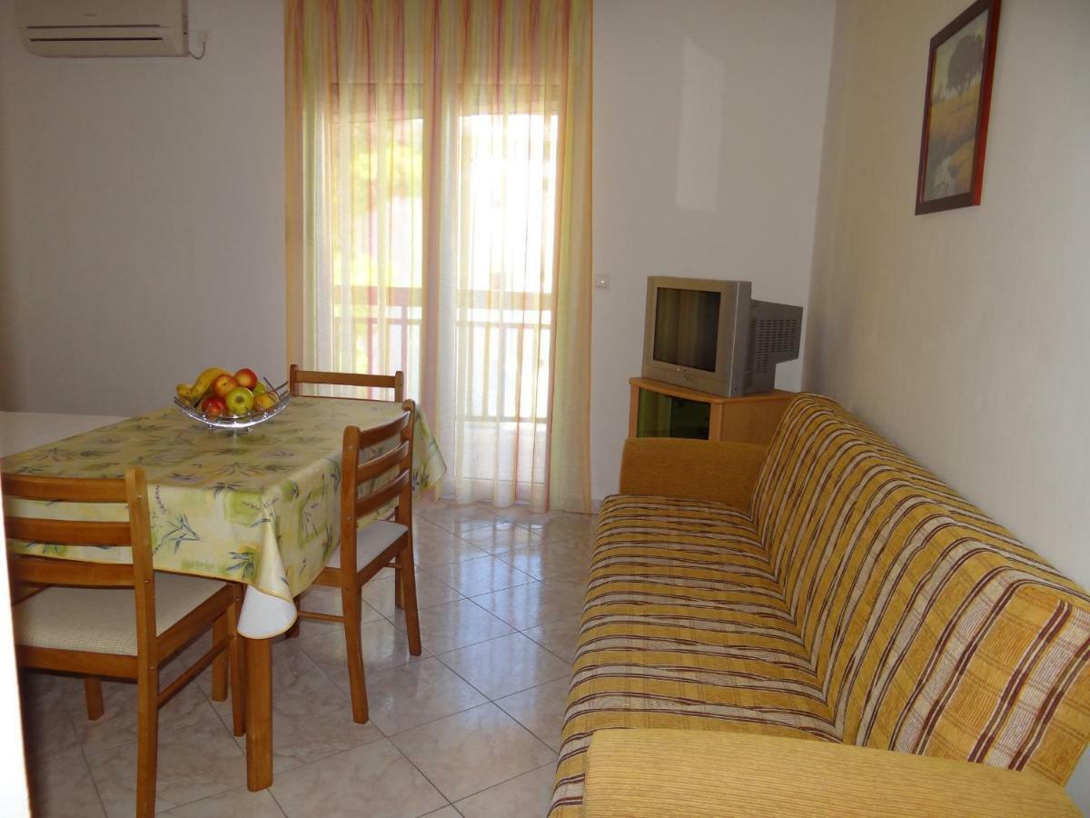 Lola Apartamento *